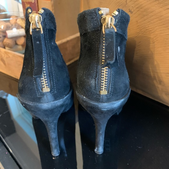 Nine West suede ankle booties - Picture 2 of 5